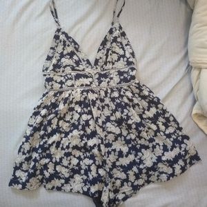 LF Romper Seek the Label